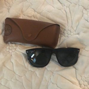Black Wayfarer Ray Ban